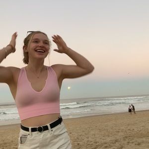 Meet your Posher, Sarah